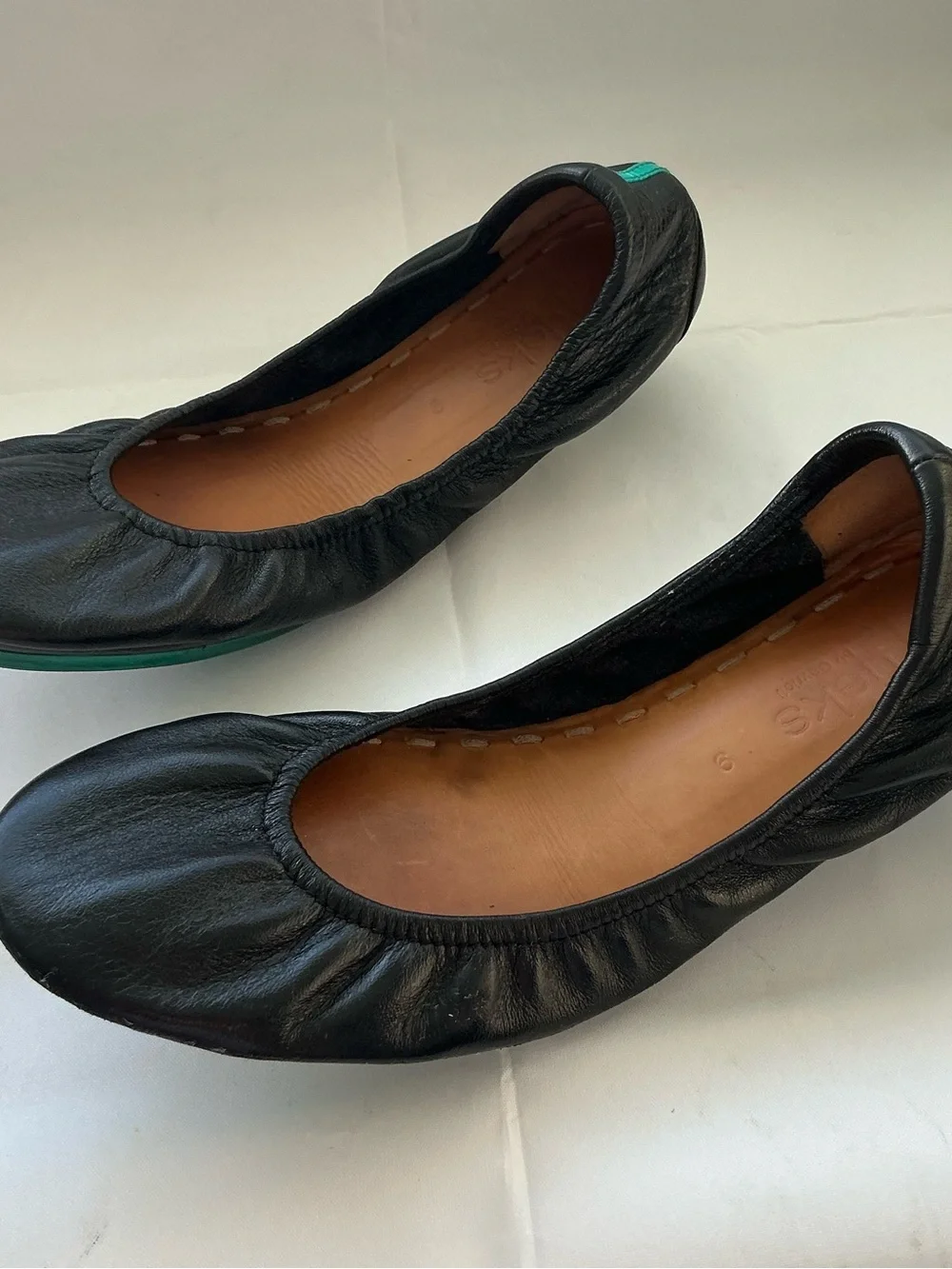 Tieks by Gavrieli Ballet Flats Womens Size 9 Taupe Leather Slip On Comfort Shoes